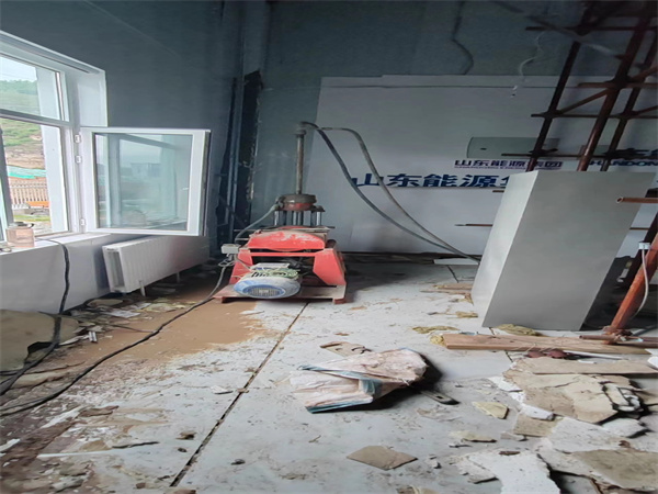 内黄地基基础下沉墙体裂缝加固注浆顶升施工